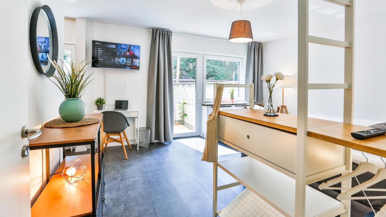 Studio HIRSCH56 - Zentral-Ruhig-Terrasse-Netflix Karlsruhe Esterno foto