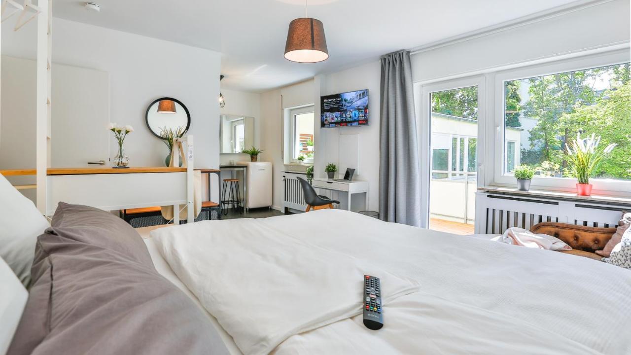 Studio HIRSCH56 - Zentral-Ruhig-Terrasse-Netflix Karlsruhe Esterno foto